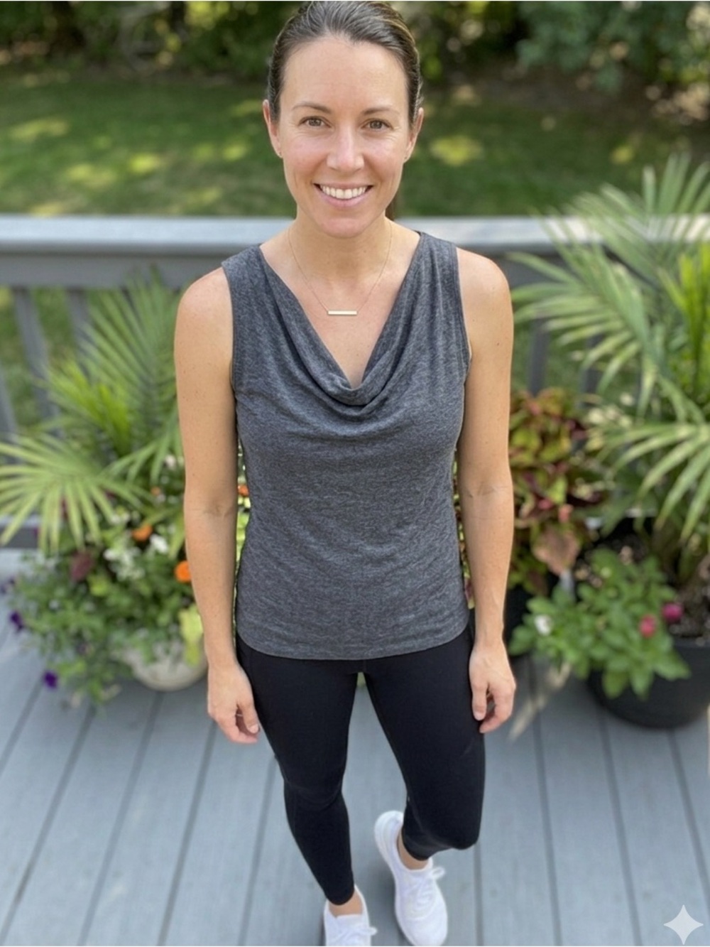 Athleta Cowl Neck Tank Top Small Gray Heather Sleeveless Workout